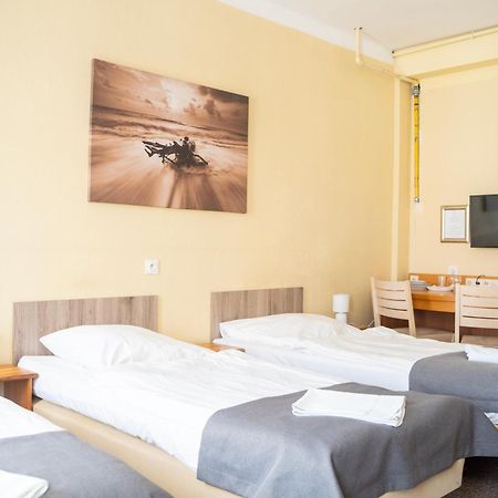 Hostel Krosnienska 12 ジェロナ・グラ エクステリア 写真
