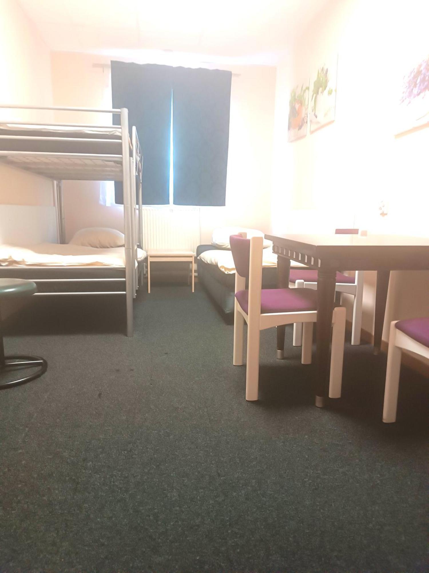 Hostel Krosnienska 12 ジェロナ・グラ エクステリア 写真