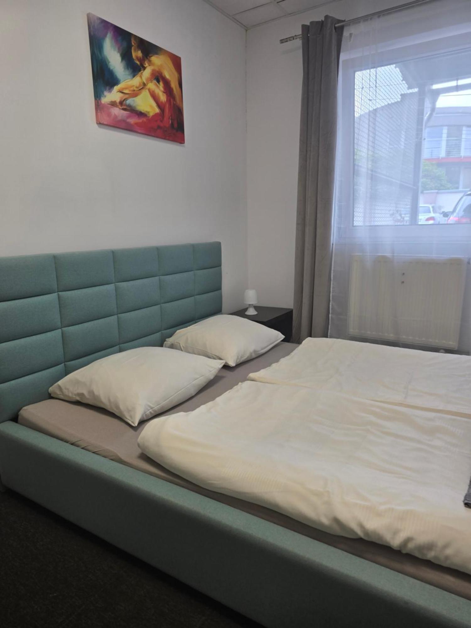 Hostel Krosnienska 12 ジェロナ・グラ エクステリア 写真