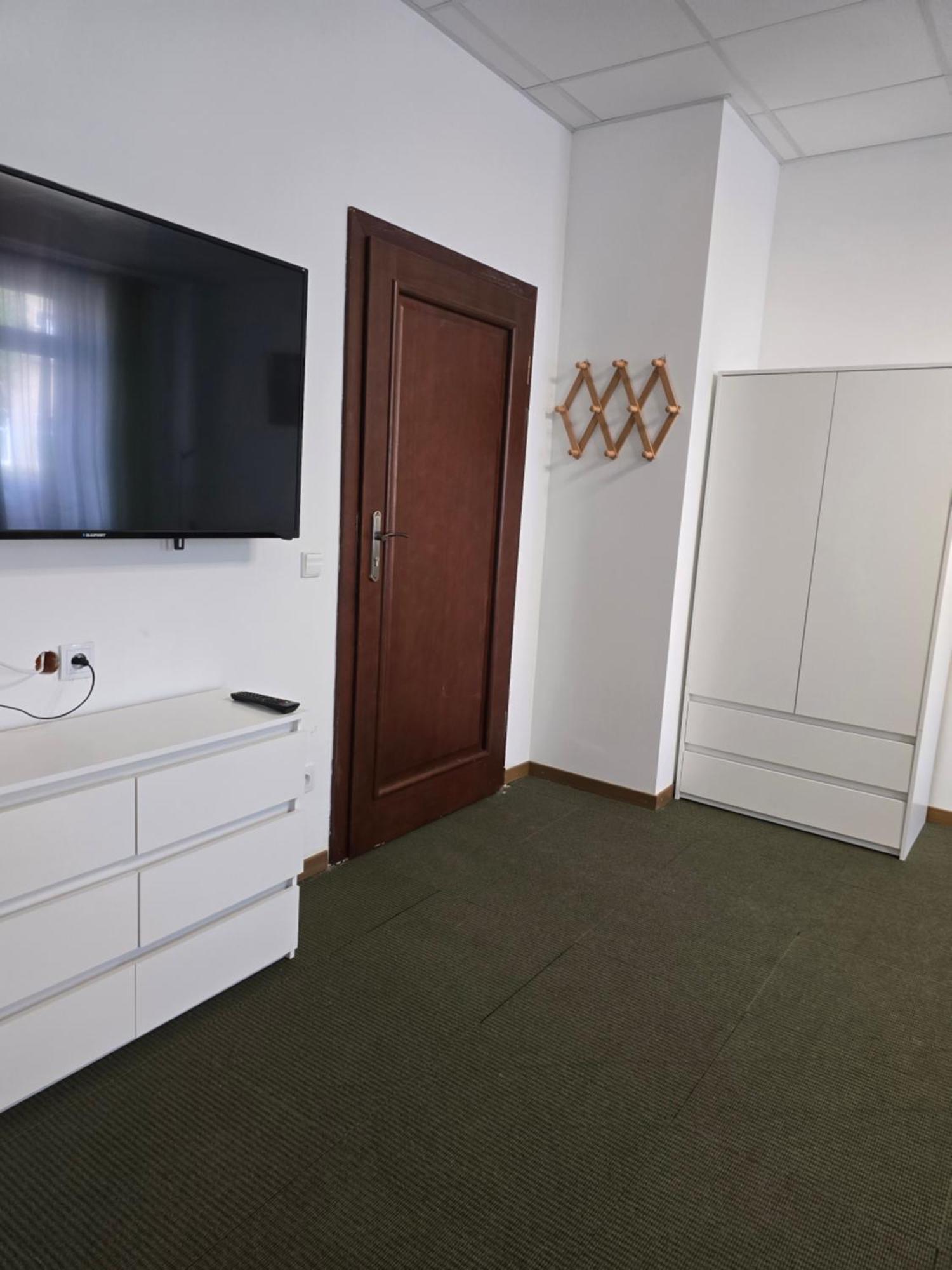 Hostel Krosnienska 12 ジェロナ・グラ エクステリア 写真